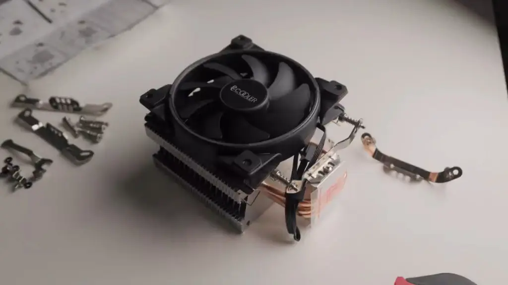 Кулер PCCooler GL-X3R V2 для процессора на столе