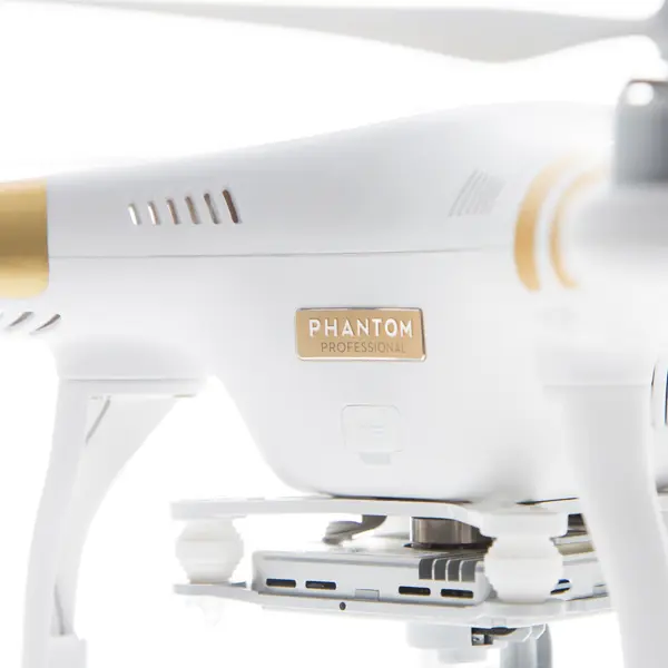 Квадрокоптер DJI Phantom 3 крупным планом