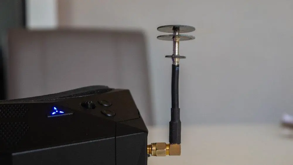 FPV видеоприемники. Типы приемников, частоты и параметры антенн