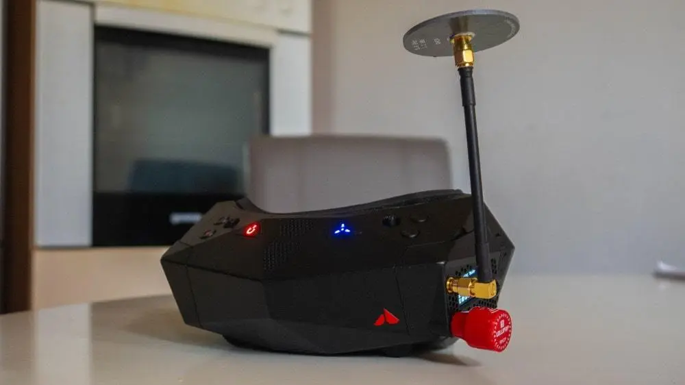 FPV видеоприемники. Типы приемников, частоты и параметры антенн