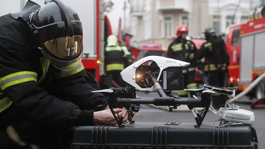 Как квадрокоптеры используются для помощи пожарным в тушении пожаров