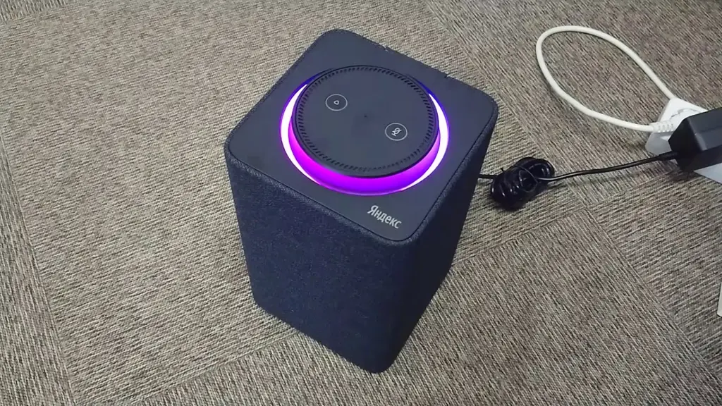 Что такое станция Алиса от Яндекса и для чего нужна?